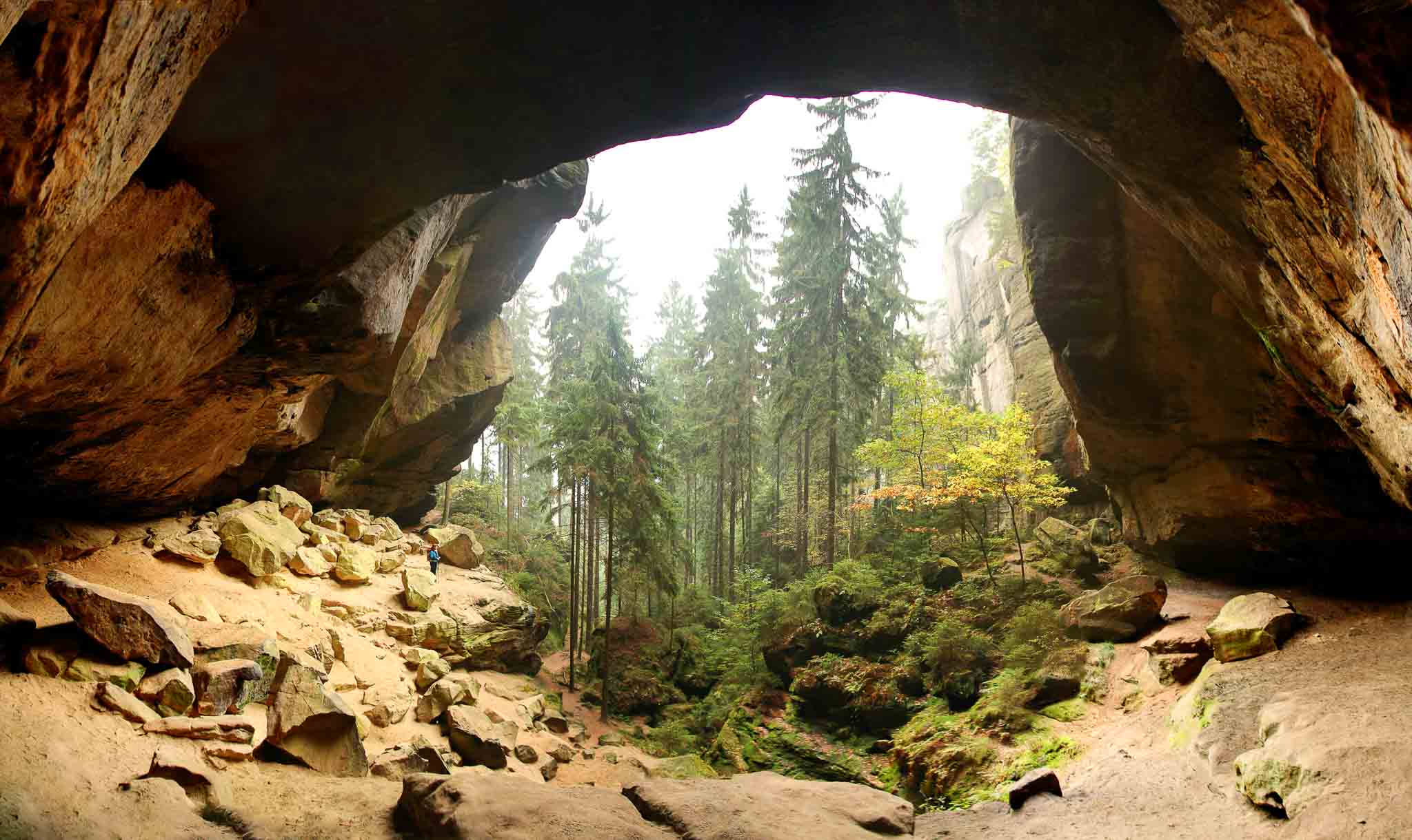 Malerweg Day 3 — Cavern